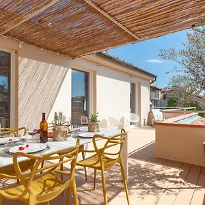 Apartment Lunam Penthouse In Centre, Lucca
