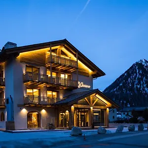Hotel Camino Rustic Chic